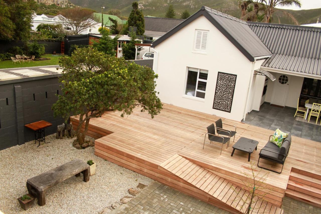 Hermanus Champagne Accommodation Exterior photo